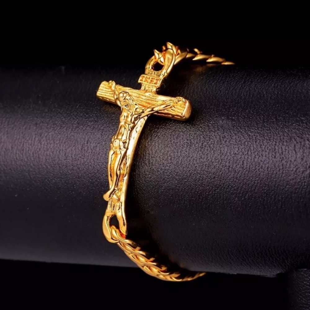 New 18k gold plated cross bracelet